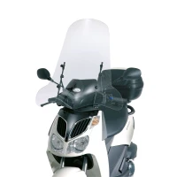 KAPPA СТІКЛО APRILIA SPORTCITY 125/200/250 '04-08, HONDA DYLAN 125/150 '02-07, YAMAHA CIGNUS X '04-15, NEOS 50 '08-21, 74 X 67 CM PRZEZROCZYSTA