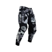 LEATT (НОВИНКА 2024) ШТАНИ MOTO 4.5 ENDURO PANTS FORGE КОЛІР CZARNY/SZARY/CAMO РОЗМІР XL