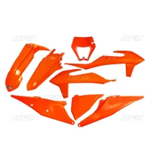 UFO КОМПЛЕКТ ПЛАСТІКОВ KTM EXC 125 '20-'21, EXC/EXCF(EXC-F) 150/250/300/350/450/500 '20-'23 Z ЗАХИСТ ФАРИ КОЛІР КОЛІР ПОМАРАНЧ FLUO (KT527FFLU)