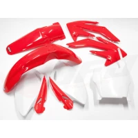 UFO КОМПЛЕКТ ПЛАСТІКОВ HONDA CRF 250R '06-'07 КОЛІР OEM (CZERWONY/BIALY) (HO105E999)