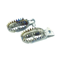 SCAR RACING ПІДНІЖКИ PEGI TYTANOWE GRIPPER YAMAHA YZ 250F '24, YZ 450F '23-'24 КОЛІР ТИТАНОВИЙ