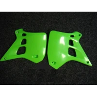 КРИШКИ РАДІАТОРА UFO KAWASAKI OEM ЗЕЛЕНИЙ
