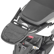 KAPPA 2023/09 СТЕЛАЖ БАГАЖНИКА ЦЕНТРАЛЬНОГО SUZUKI AVENIS 125 '23- (БЕЗ ВІНІЛ)